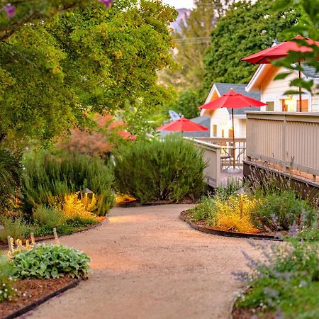 Aurora Park Cottages Calistoga Bagian luar foto